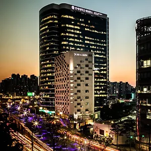 酒店 首尔马努酒店, 首爾